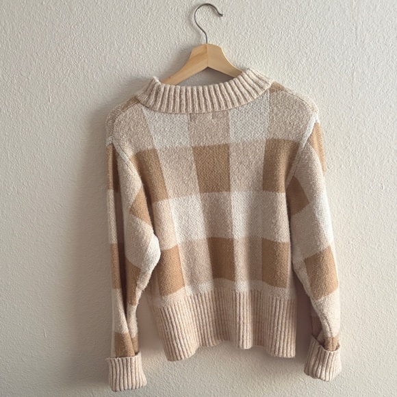 Cozy Cream & Tan Checkered Women's Sweater - Picture 2 of 4